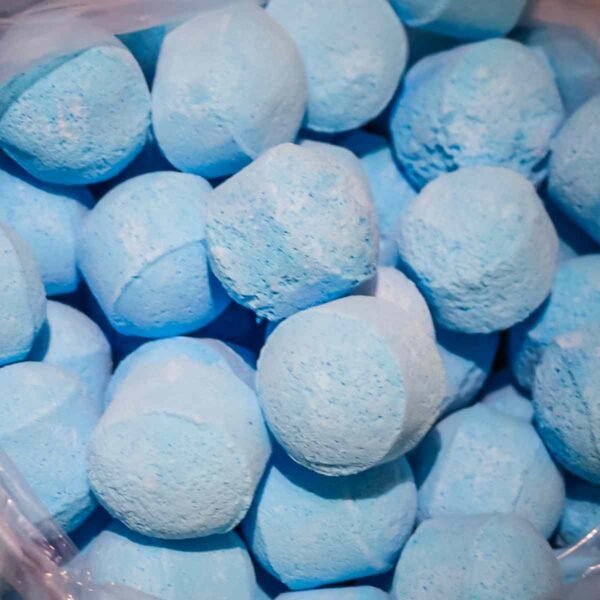 Ylang Ylang & Patchouli chill pills Ylang Ylang & Patchouli scented mini bath bombs chill pills
